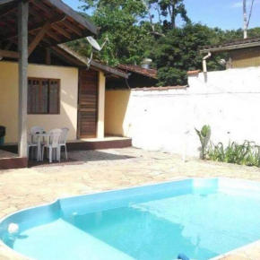 Suíte com piscina vila Itamambuca